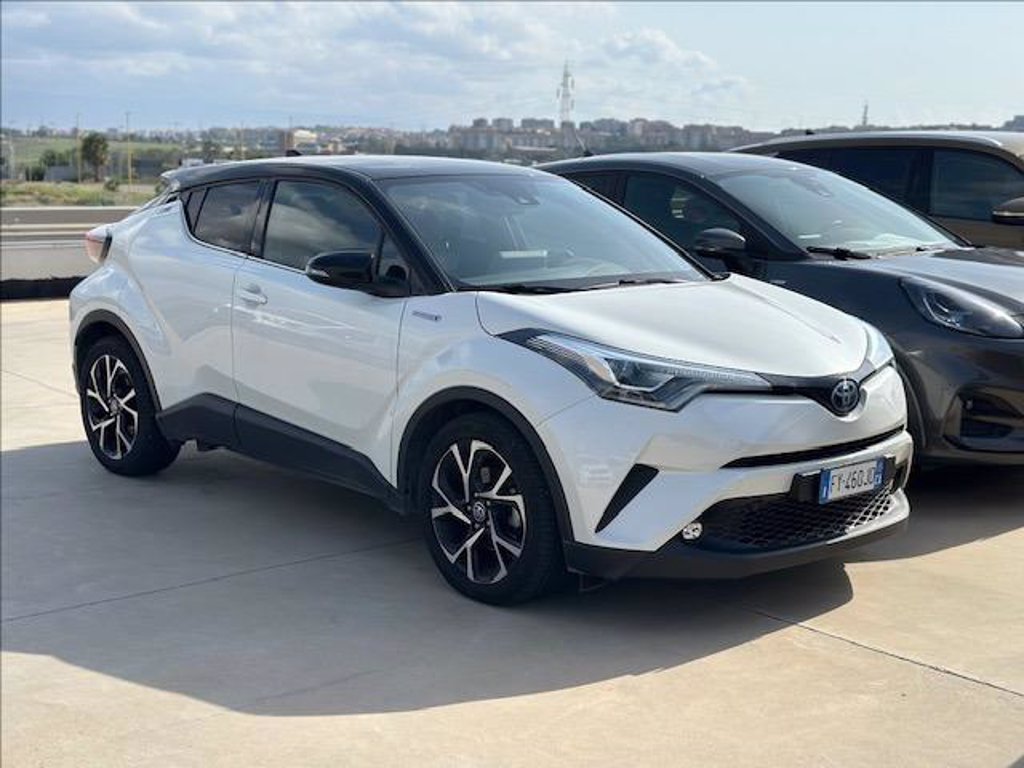 TOYOTA C-HR 1.8h Dynamic 2wd e-cvt